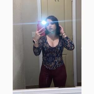 Meet your Posher, Vanessa